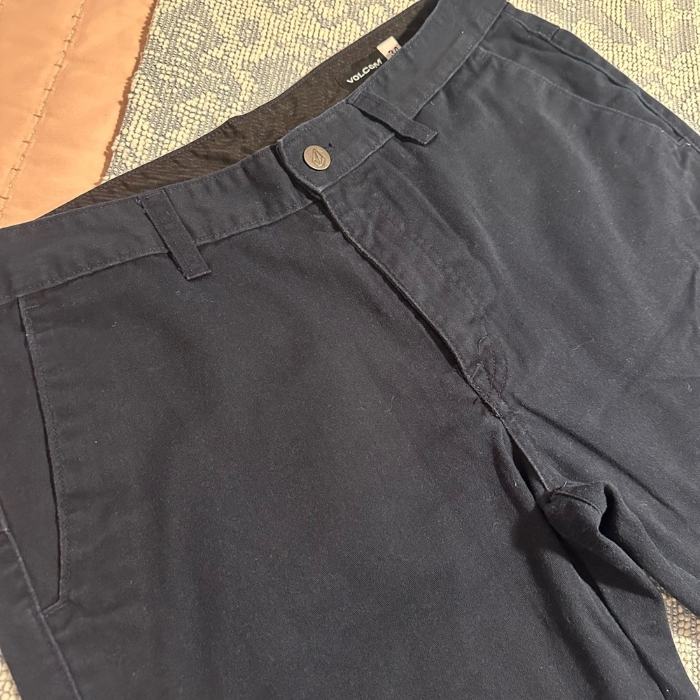 VOLCOM Navy Hot Fireman Trousers Sz 34x31 - read description